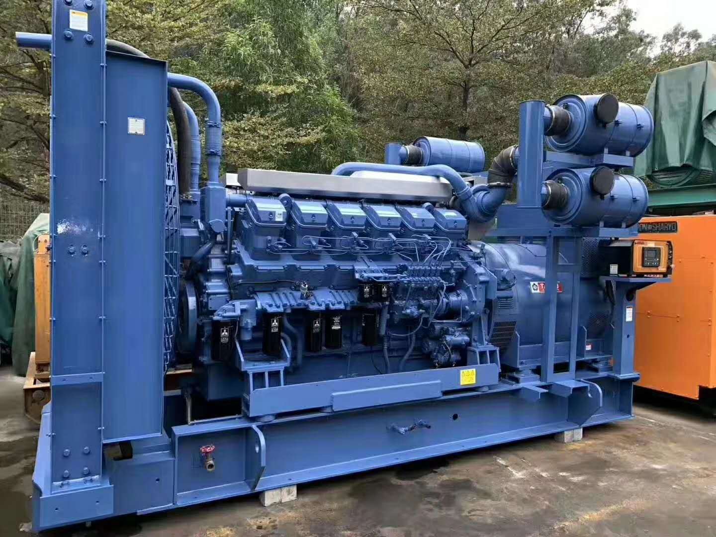 浙江嘉興800KW發(fā)電機(jī)租賃規(guī)格 康明斯(本地服務(wù))