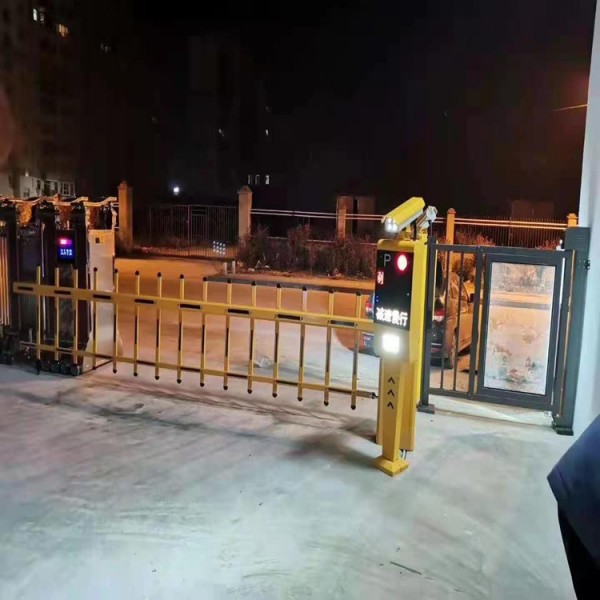 興化 姜堰現(xiàn)貨銷售車牌識(shí)別系統(tǒng)一體