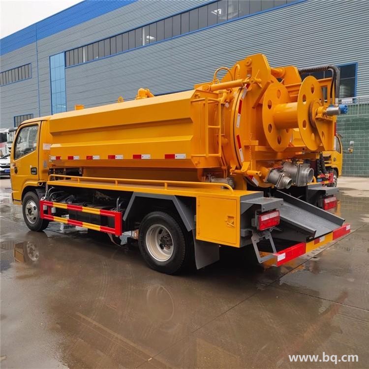 可調(diào)整方向的清洗吸污車(chē) 鵬輝 5噸清洗高壓清洗車(chē) 高壓清洗車(chē)生產(chǎn)廠家 價(jià)格實(shí)惠示例圖2